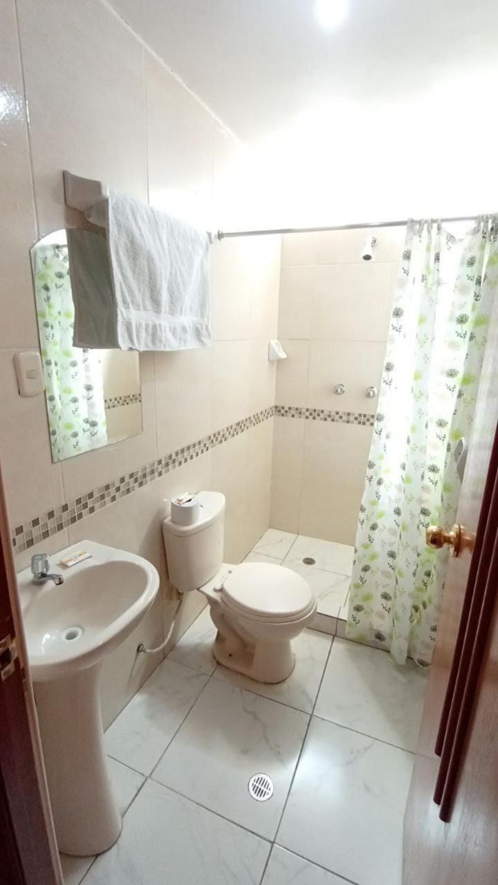 Hostal Acuarius Puno Exteriör bild