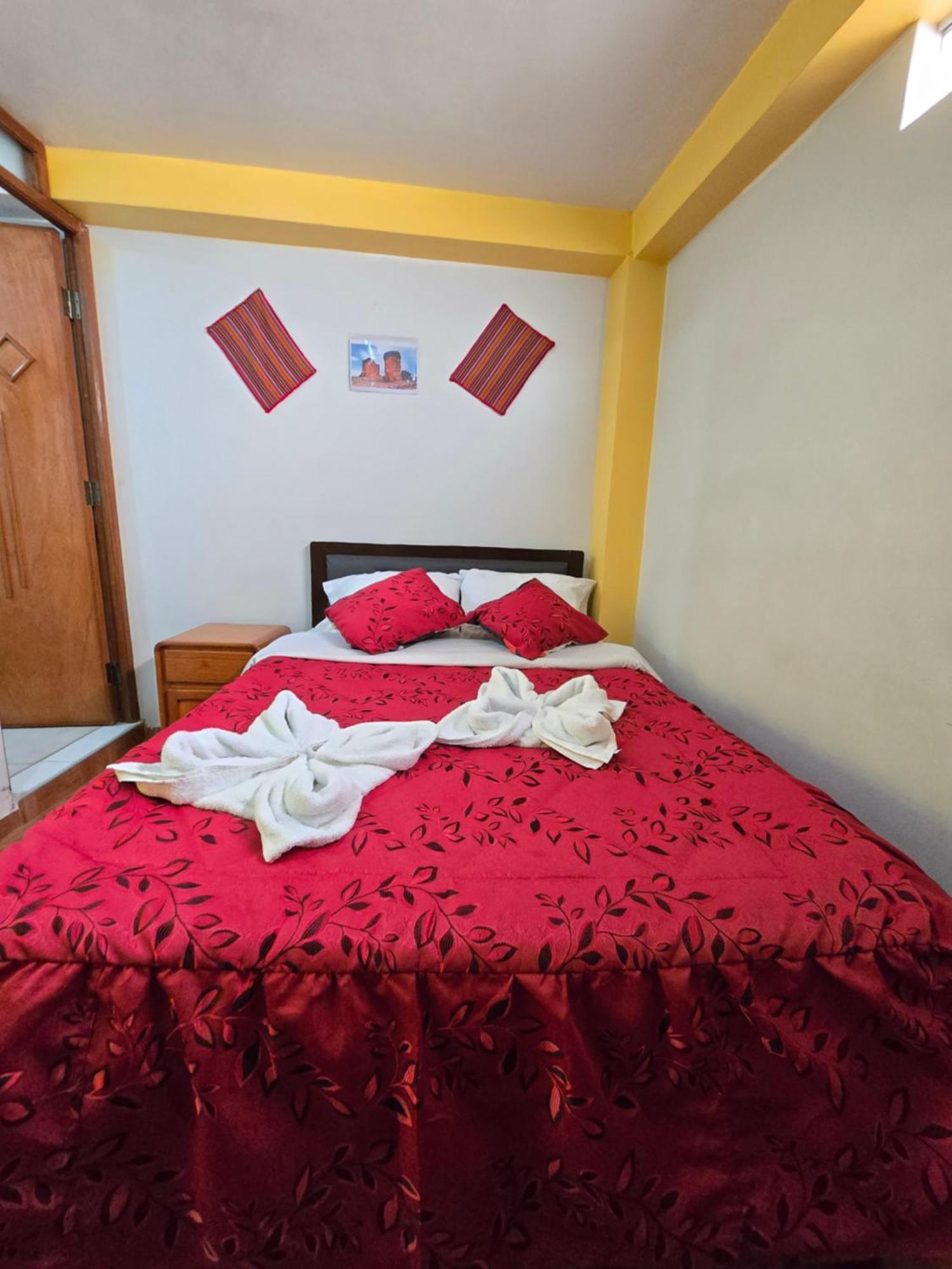 Hostal Acuarius Puno Exteriör bild