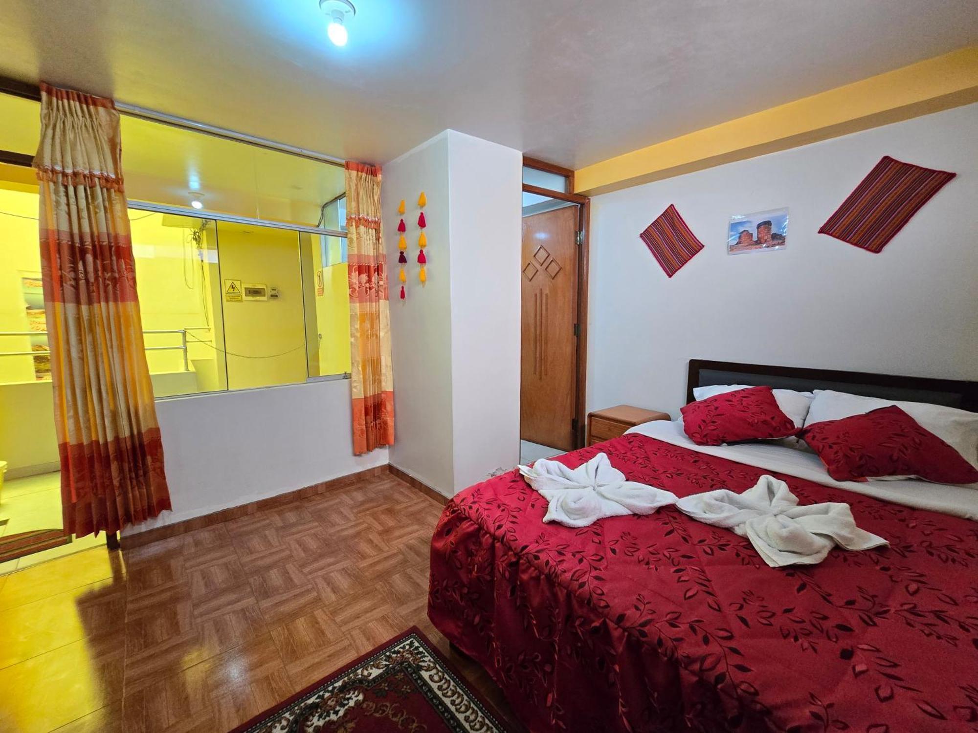 Hostal Acuarius Puno Exteriör bild