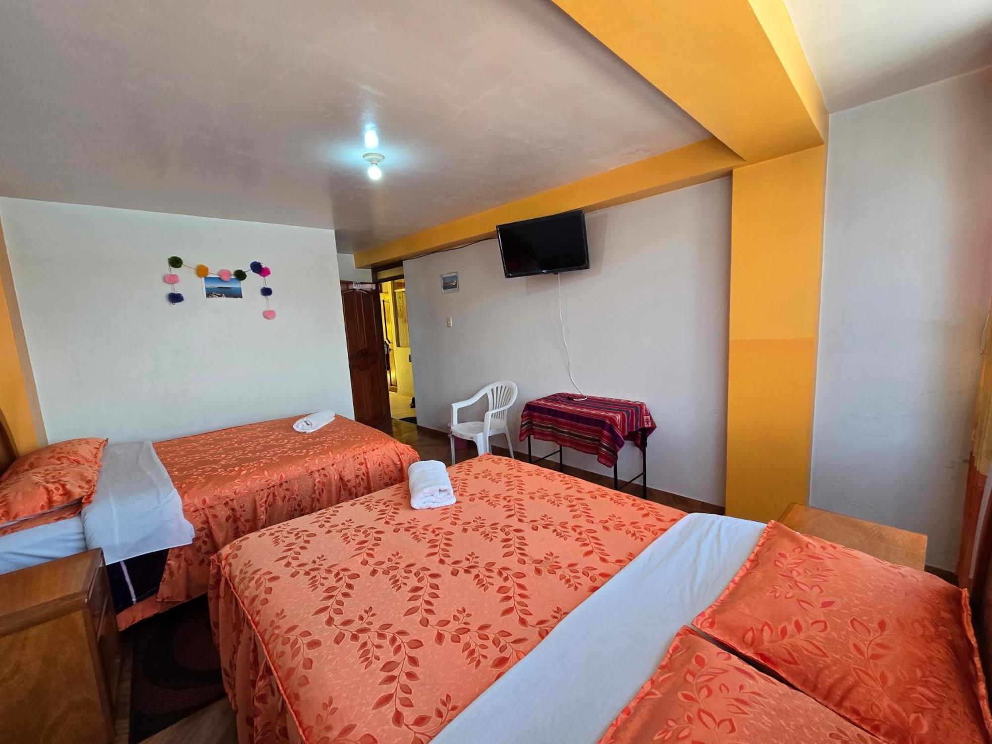 Hostal Acuarius Puno Exteriör bild