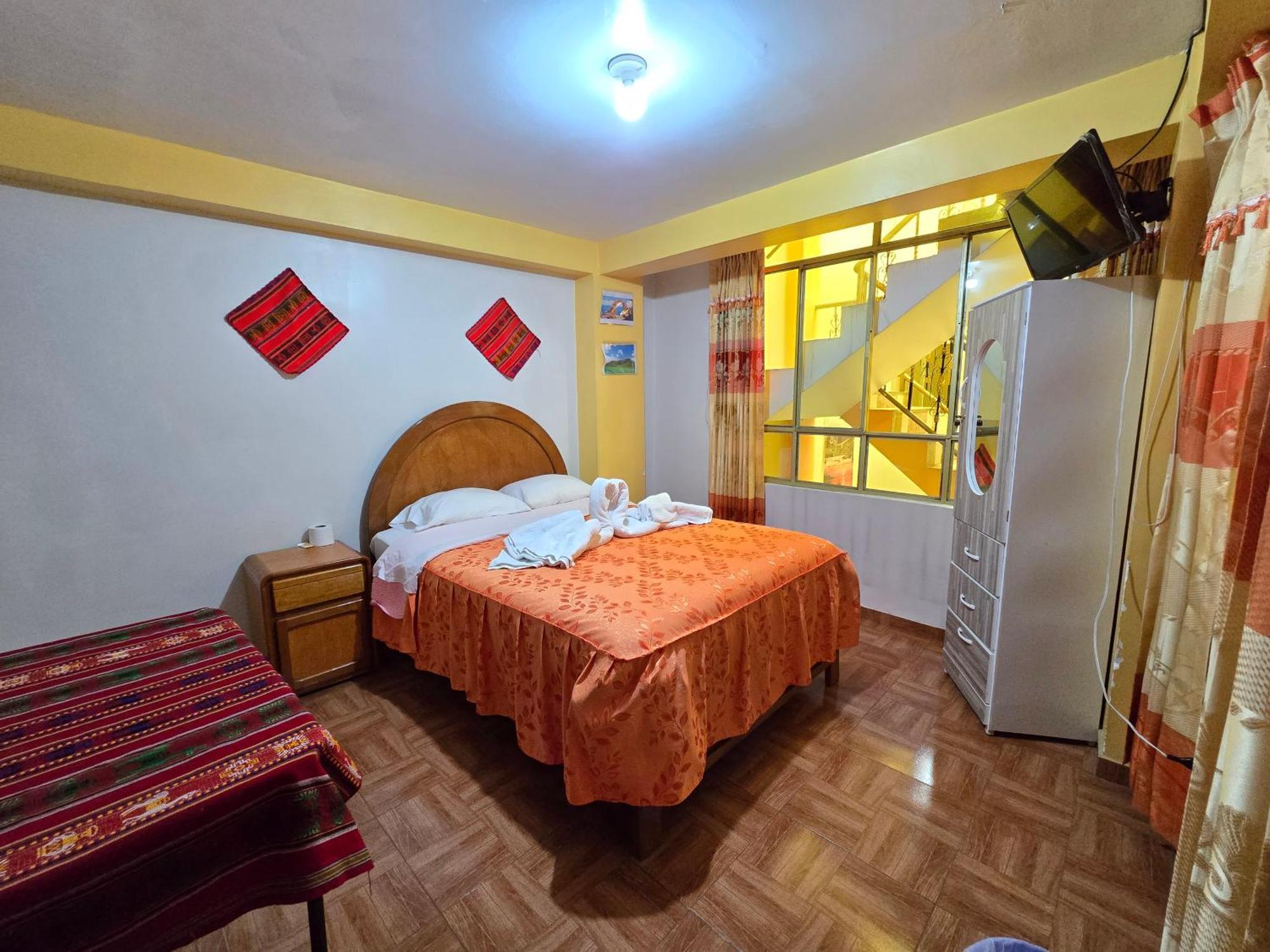 Hostal Acuarius Puno Exteriör bild
